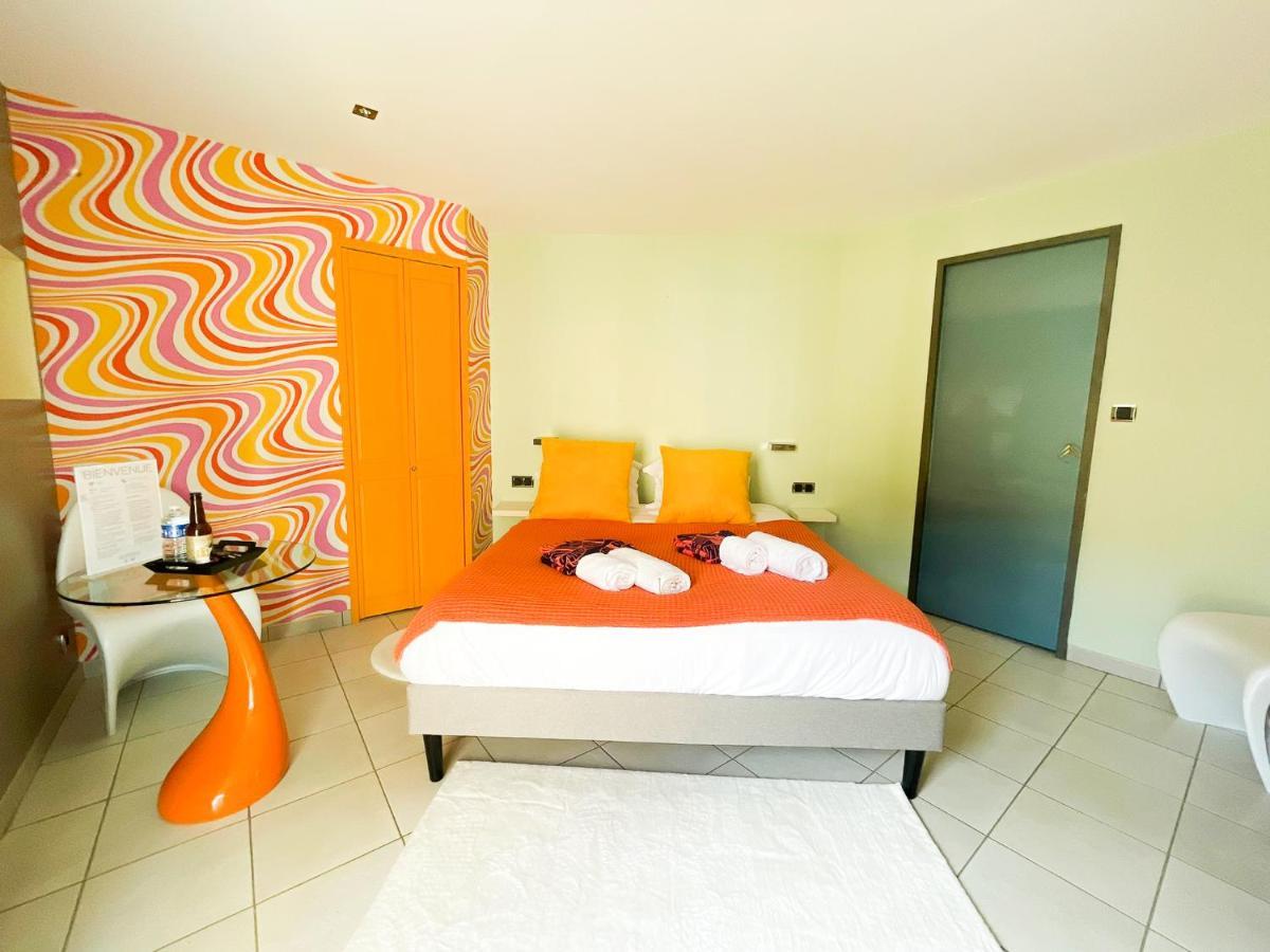 Bed and Breakfast La Ferme Du Bois De Plottes Exterior foto