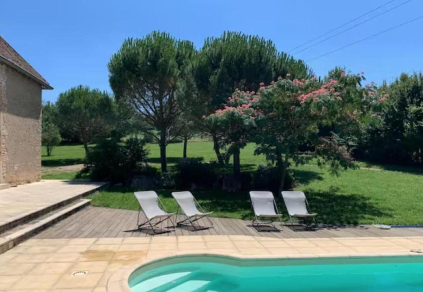 Bed and Breakfast La Ferme Du Bois De Plottes Exterior foto